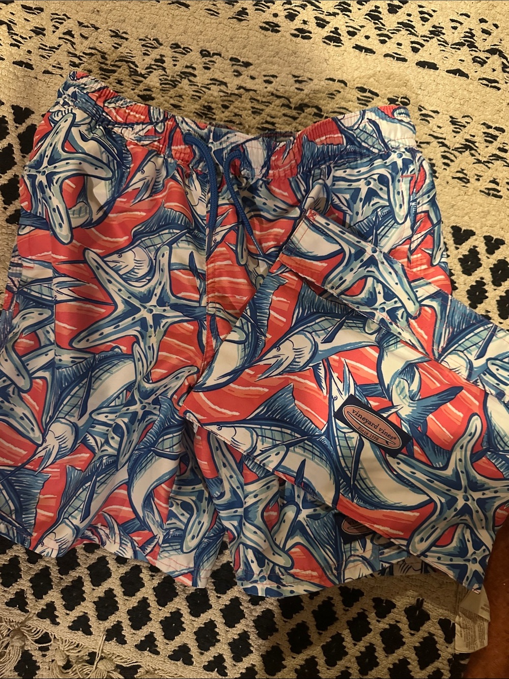 Vineyard Vines boys swim Shorts with swim suit carry bag. Boys size Small youth